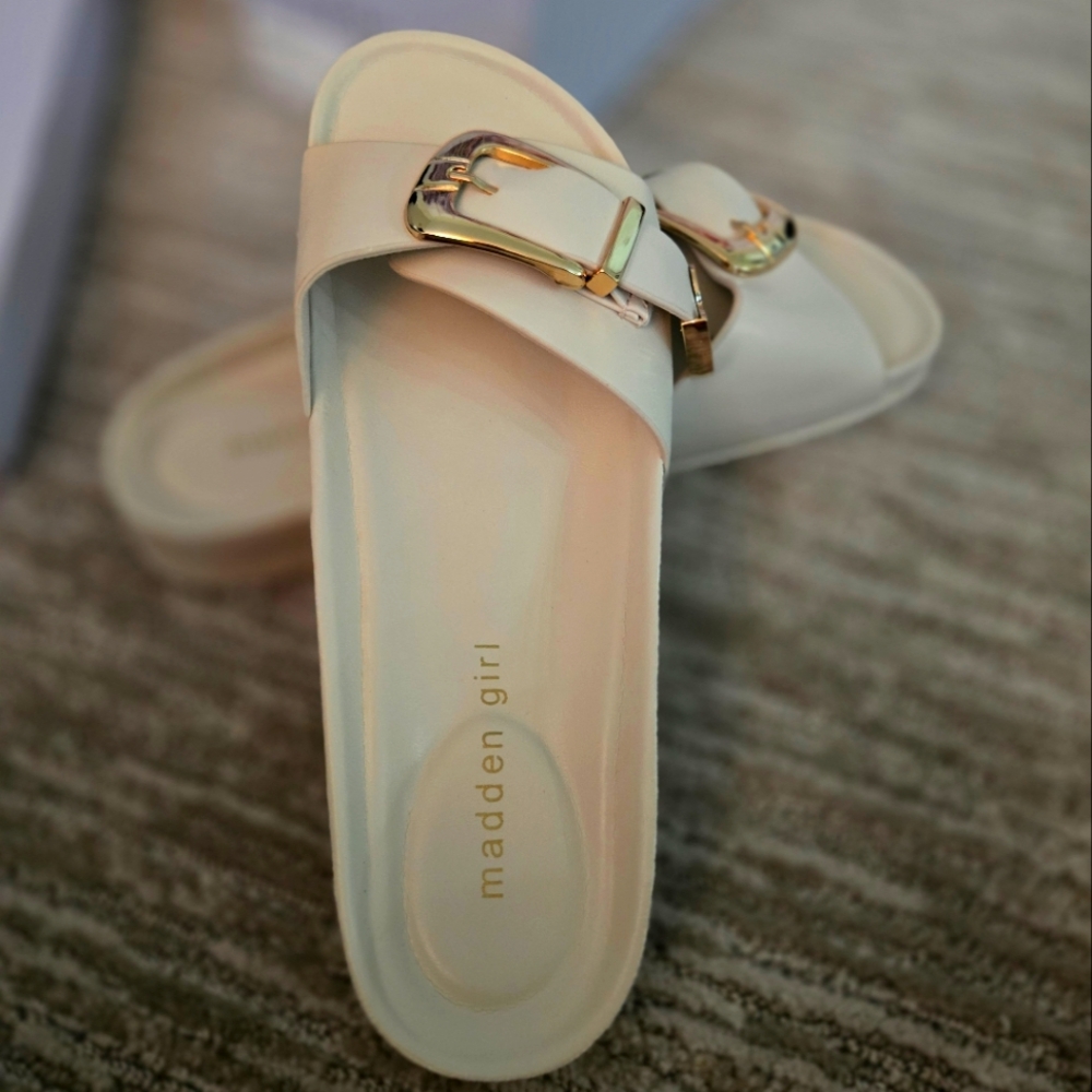 Womens Madden Girl Sandals- New